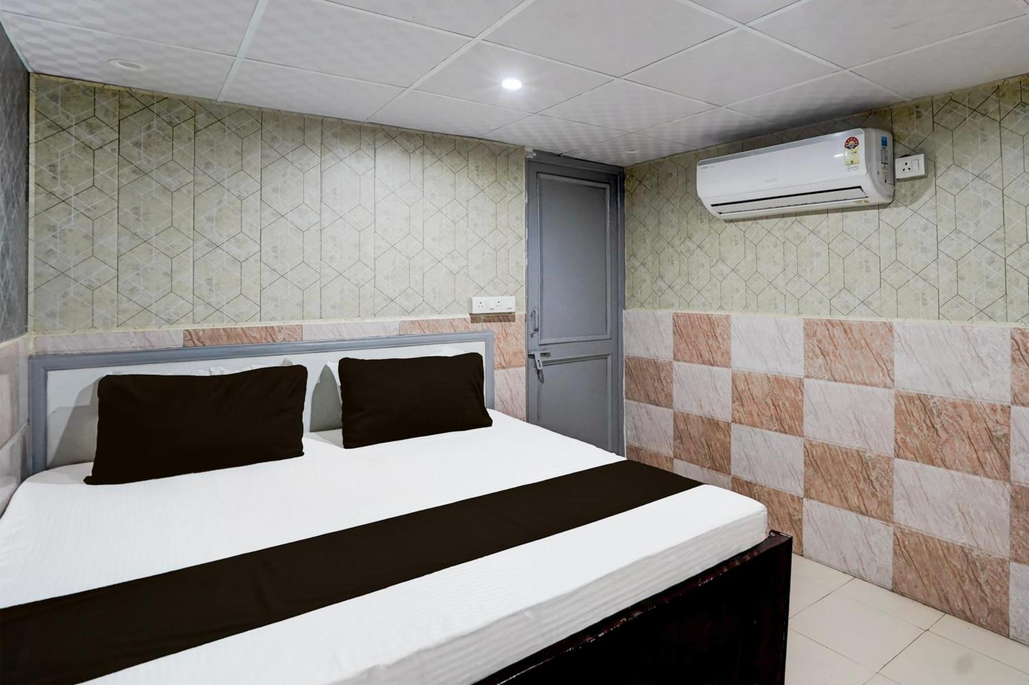 Hotel O Anant Ghaziabad Luaran gambar