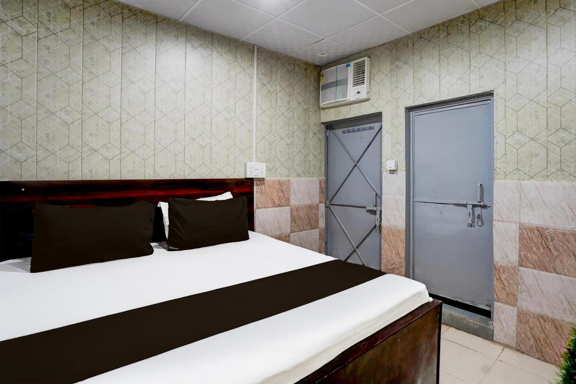 Hotel O Anant Ghaziabad Luaran gambar