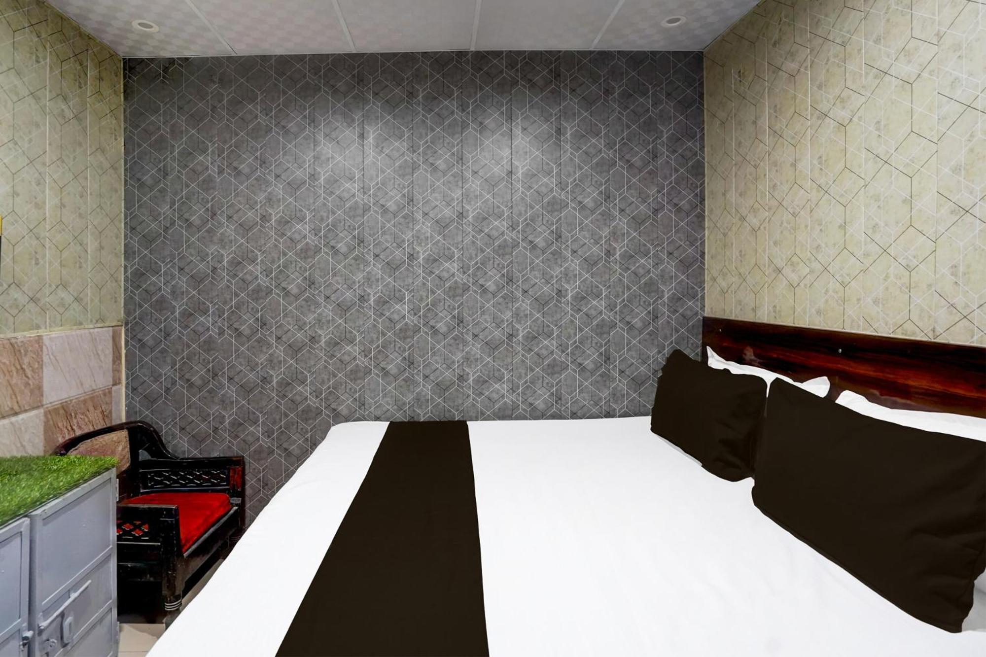 Hotel O Anant Ghaziabad Luaran gambar